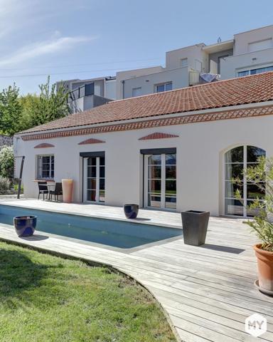 Maison • Vente • 255m2 • Chanteranne • Clermont-Ferrand 630 000 € FAI