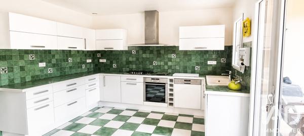 Maison à vendre 6 pièces 185 m² Camburat