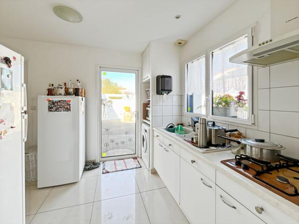 Maison La Barre De Monts 5 pièce(s) 256.86 m2