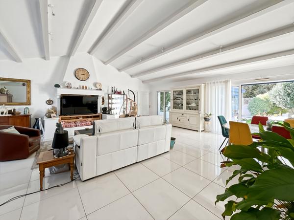 Maison La Barre De Monts 5 pièce(s) 256.86 m2