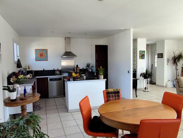 Maison  6 pièce(s) 114m2