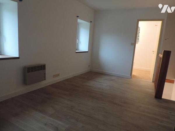 PLOUGONVER, Maison comprenant quatre logements