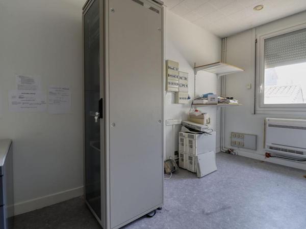 MAZAMET - Immeuble de bureaux d'environ 575 m² avec parking privatif !
