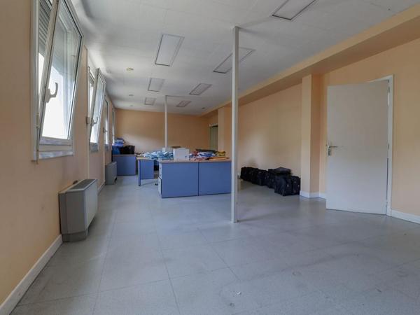 MAZAMET - Immeuble de bureaux d'environ 575 m² avec parking privatif !