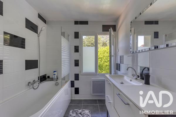 Maison à vendre 5 pièces 159 m² Allevard