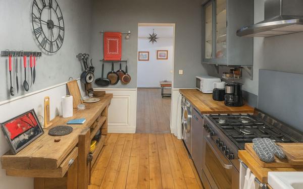 Appartement à vendre    4 pièces • 132,95 m2 Lyon 5