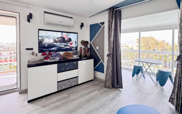 Appartement à vendre    2 pièces • 26,70 m2 Fréjus