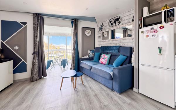 Appartement à vendre    2 pièces • 26,70 m2 Fréjus