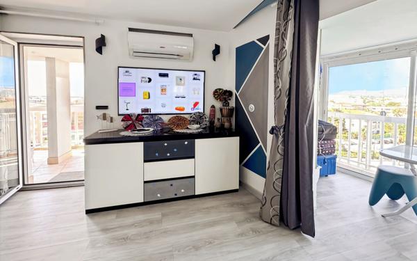 Appartement à vendre    2 pièces • 26,70 m2 Fréjus