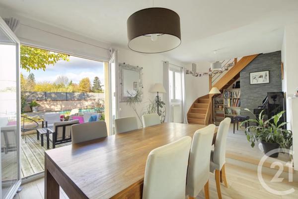 Maison à vendre  8 pièces - 180 m 2   ST JEAN  - 31