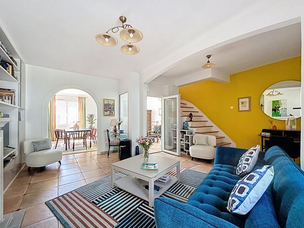 Maison Angers/ Madeleine 6 pièce(s) 145 m2