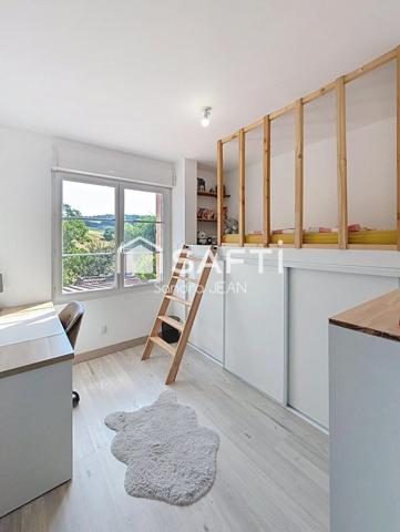 Maison Lumineuse Rénovée avec Goût