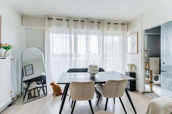 Appartement t3 balcons cave et parking