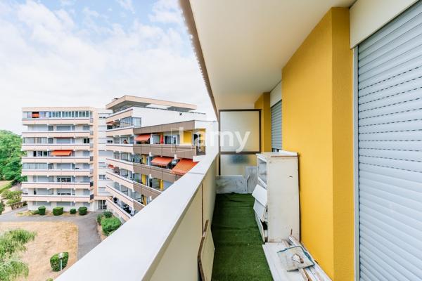 Appartement t3 balcons cave et parking