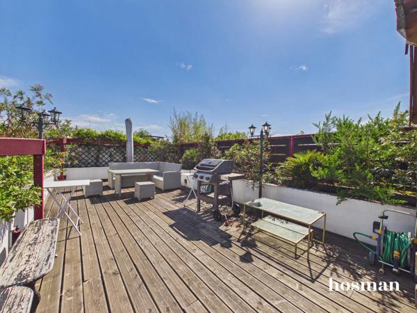 Dernier étage et rooftop ! Appartement 3 pièces de 88 m2 - Avenue Magellan, Créteil