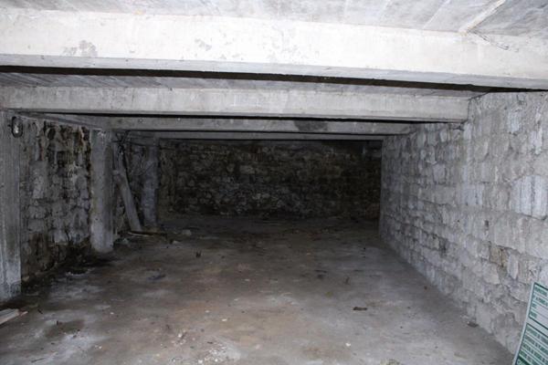 Maison Pradelles 12 pièce(s) 200 m2 avec grands garages