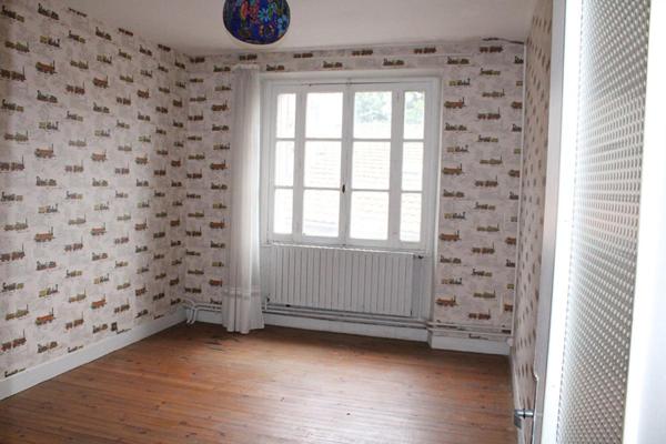 Maison Pradelles 12 pièce(s) 200 m2 avec grands garages