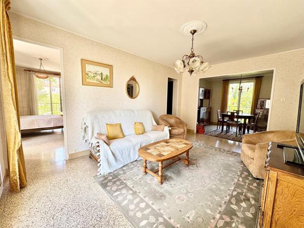 Aix-en-Provence (13100) Aix-en-Provence – Centre-ville – Appartement T4/5 de 80 m² avec balcons, cave et garage en option