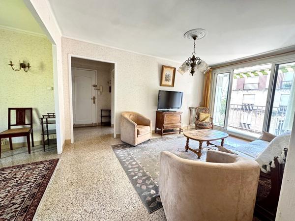 Aix-en-Provence (13100) Aix-en-Provence – Centre-ville – Appartement T4/5 de 80 m² avec balcons, cave et garage en option