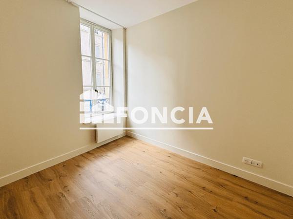 Location Appartement 3 pièces 65.4 m² - 15 RUE GRANDVILLE Nancy 54000