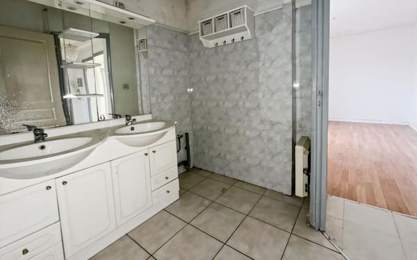 Appartement à vendre    3 pièces • 55,34 m2 Guilherand-Granges
