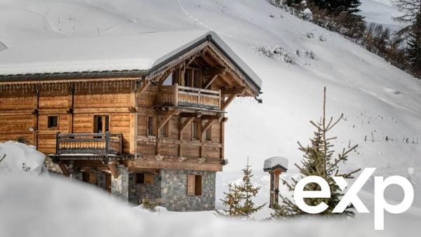 Chalet 168m² utile à La Plagne 1800 – Écrin alpin pour 11 convives avec jacuzzi & vue Mont Blanc