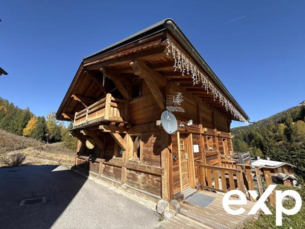 Chalet 168m² utile à La Plagne 1800 – Écrin alpin pour 11 convives avec jacuzzi & vue Mont Blanc