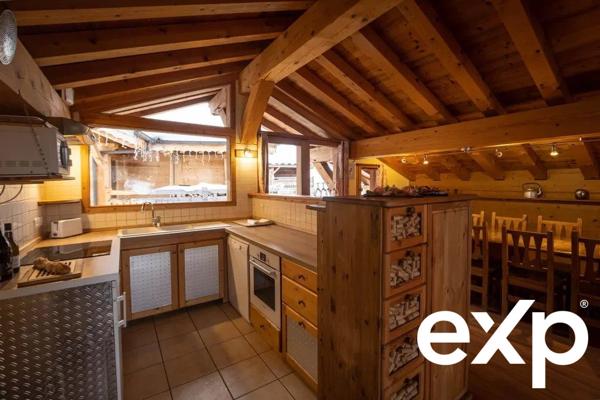 Chalet 168m² utile à La Plagne 1800 – Écrin alpin pour 11 convives avec jacuzzi & vue Mont Blanc