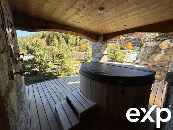 Chalet 168m² utile à La Plagne 1800 – Écrin alpin pour 11 convives avec jacuzzi & vue Mont Blanc