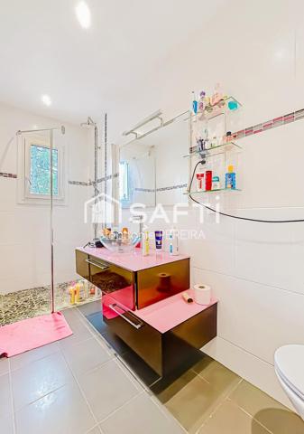 Maison non mitoyenne, 4 chambres, terrasse, jardin