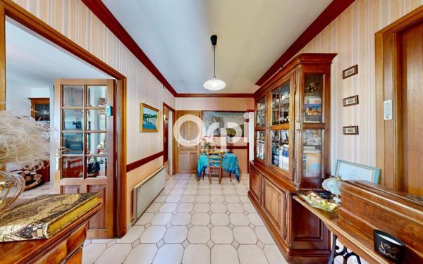 Maison à vendre    6 pièces • 225,46 m2 Ruoms