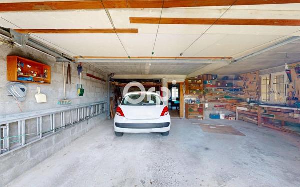 Maison à vendre    6 pièces • 225,46 m2 Ruoms