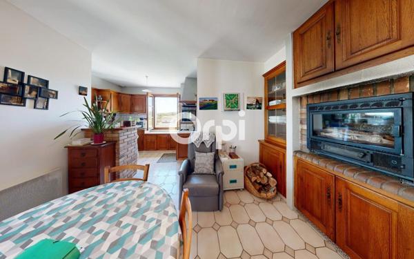 Maison à vendre    6 pièces • 225,46 m2 Ruoms