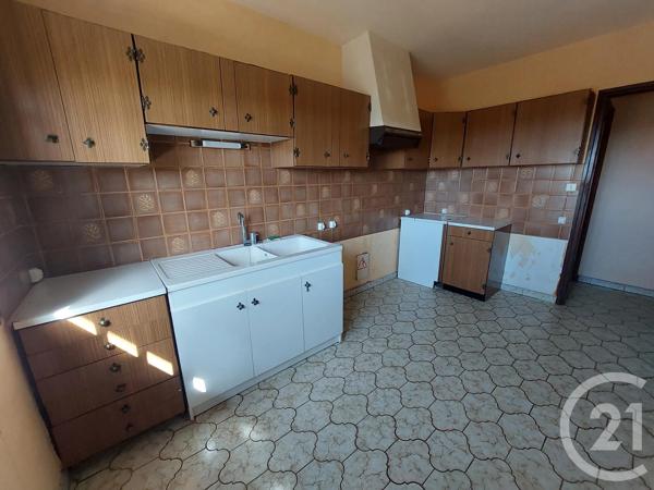 Maison à vendre  6 pièces - 140,69 m 2   MONTLUCON  - 03