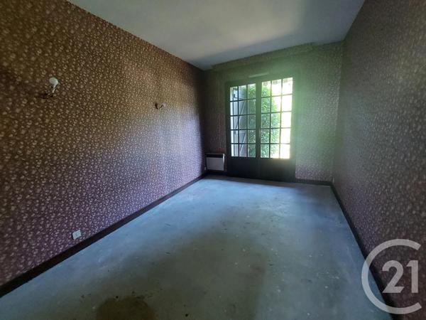 Maison à vendre  6 pièces - 140,69 m 2   MONTLUCON  - 03