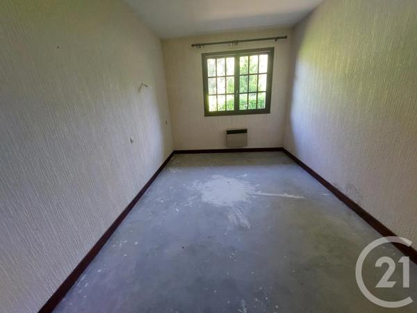 Maison à vendre  6 pièces - 140,69 m 2   MONTLUCON  - 03