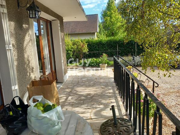 Maison -5 pièces 90 m2 et 1800 m2 de jardin - Pont-sur-Yonne (89)