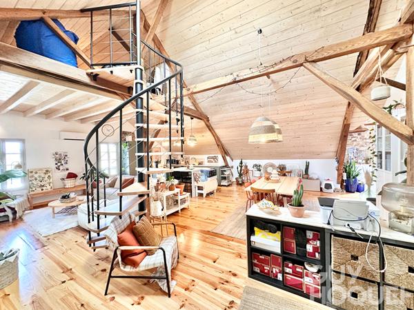Appartement T2 bis de 86 m² entièrement rénové proche d'ORTHEZ