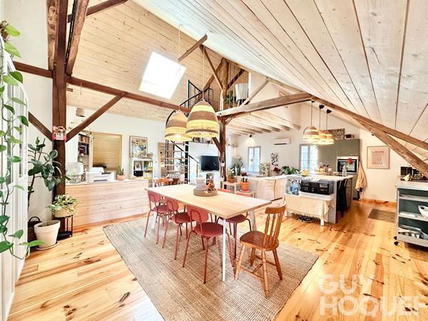 Appartement T2 bis de 86 m² entièrement rénové proche d'ORTHEZ