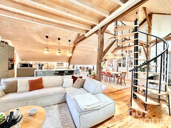 Appartement T2 bis de 86 m² entièrement rénové proche d'ORTHEZ