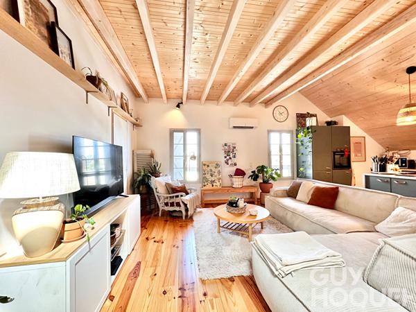 Appartement T2 bis de 86 m² entièrement rénové proche d'ORTHEZ