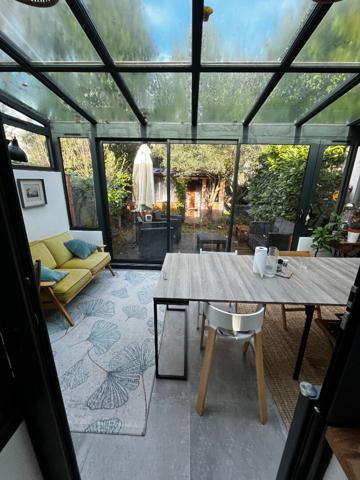 BORDEAUX SACRE COEUR  - Echoppe douche entièrement rénovée d'environ 100 m² 