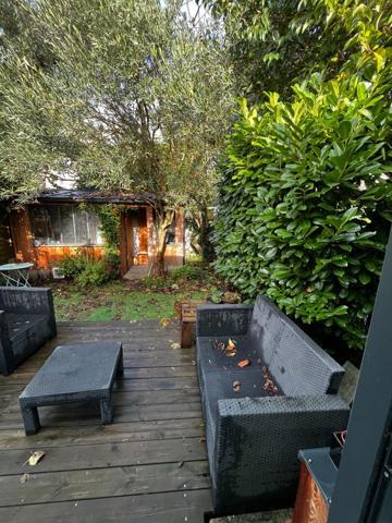 BORDEAUX SACRE COEUR  - Echoppe douche entièrement rénovée d'environ 100 m² 