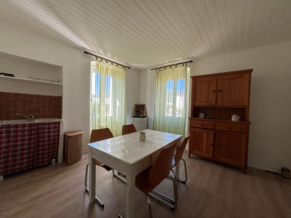 À VENDRE ! Charmant T2 de 63 m²