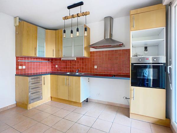 Appartement Marseille  13013, 3 pièces, 61 m², calme et lumineux