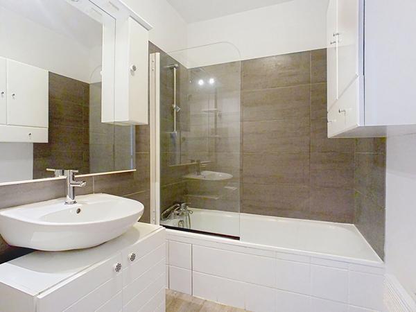 Appartement Marseille  13013, 3 pièces, 61 m², calme et lumineux