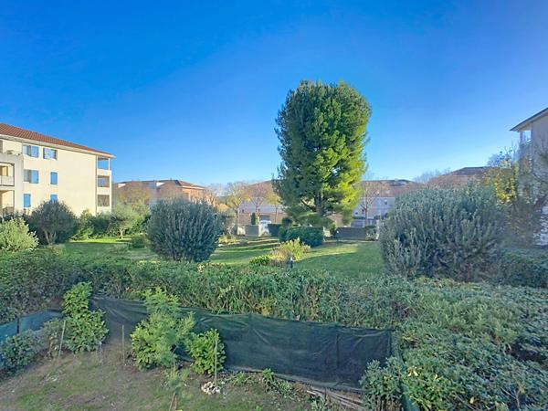 Appartement Marseille  13013, 3 pièces, 61 m², calme et lumineux