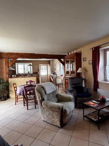 Aux portes du centre de Loches ! A ne pas rater !