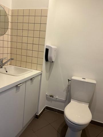 Local professionnel 44 m² ? Centre-ville de Gardanne