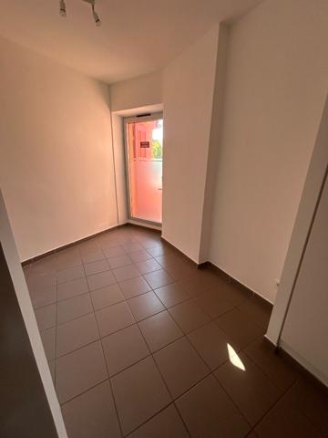 Local professionnel 44 m² ? Centre-ville de Gardanne